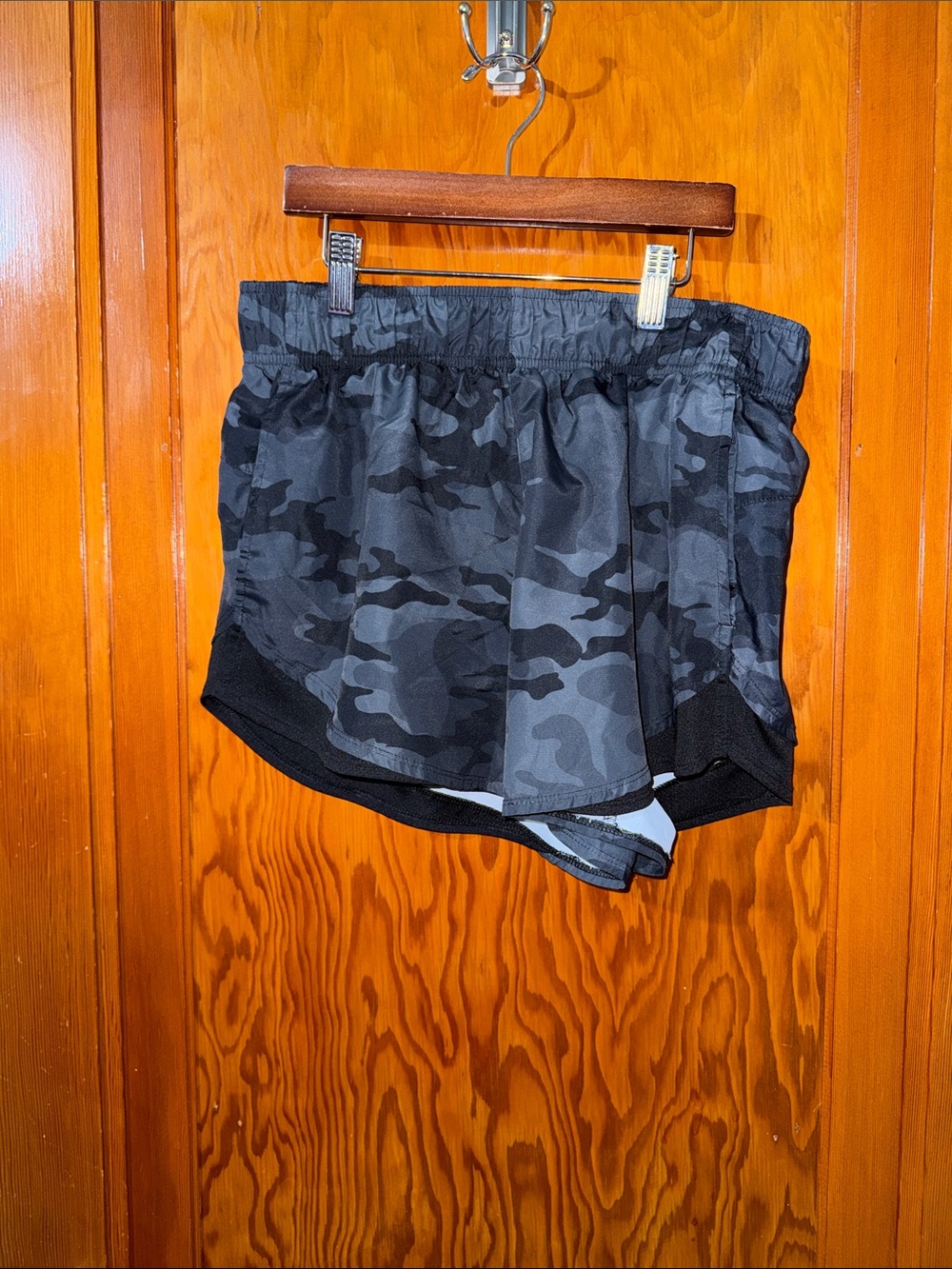 Athletic Works Women's Black & Gray Camo Athletic Shorts